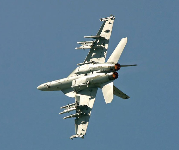 波音努力向印度證明F/A-18E/F能使用陸上基地