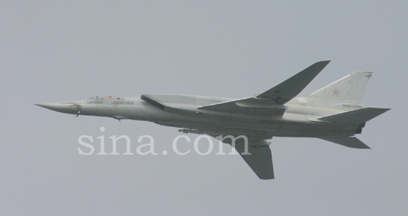 圖文：俄空軍圖-22M逆火轟炸機(jī)側(cè)視圖