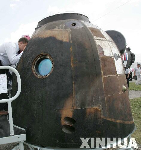 圖文：俄羅斯航展展出的“聯(lián)盟TM-14”飛船
