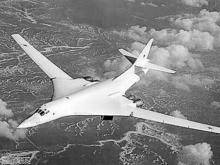 俄軍改裝戰(zhàn)略轟炸機(jī)以裝備高精度武器(附圖)