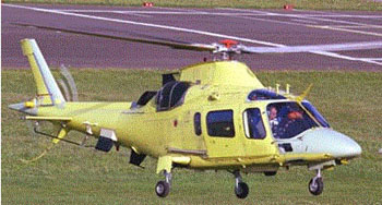 南非空軍接收首批4架A109LUH直升機(jī)(附圖)