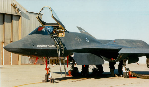 美空軍開始研究未來攻擊機和機載武器(附圖)