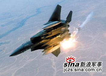 新加坡空軍采購12架新型F-15SG戰(zhàn)斗機(組圖)