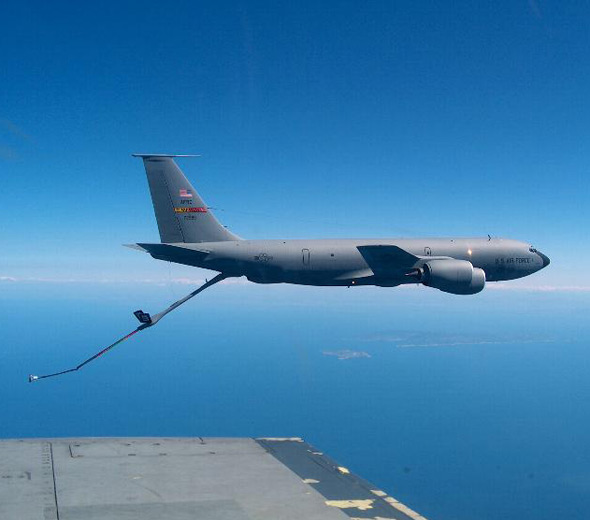 美國空軍尋求新型加油機替代老式KC-135(圖)