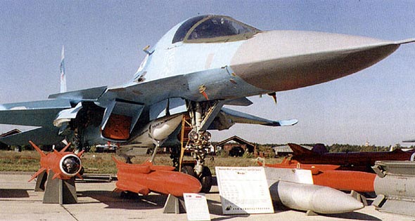 俄空軍將換裝最新型蘇-34戰(zhàn)斗轟炸機(圖)