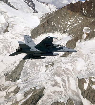 波音公司希望向日本提供F/A-18E/F戰(zhàn)機(圖)