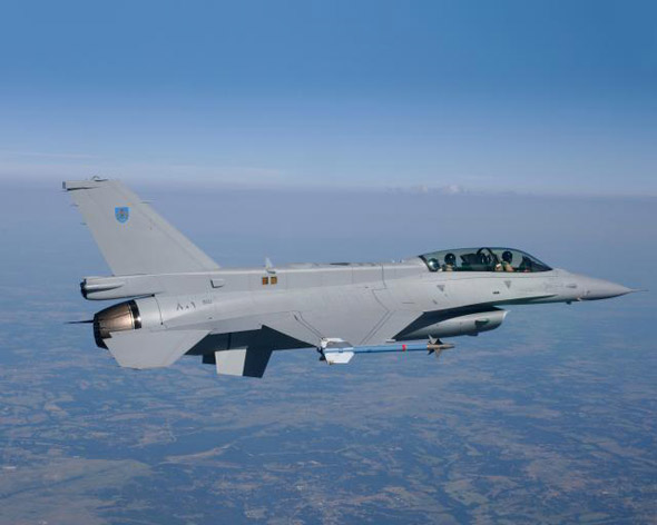 洛馬第4300架F-16戰(zhàn)機下線將交付阿曼空軍(圖)