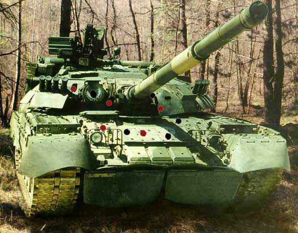 圖文：T-80U主戰(zhàn)坦克被實彈命中部位