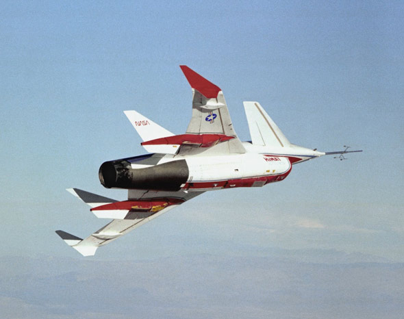 1978年美國空軍制訂了兩個獨立的發(fā)展計(圖)