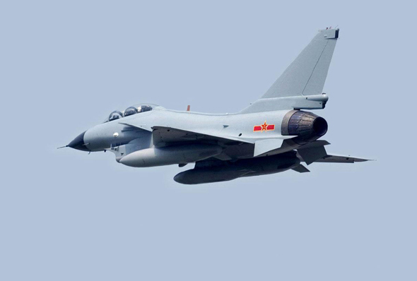 圖文:中國空軍殲十雙座型戰(zhàn)機(jī)試飛