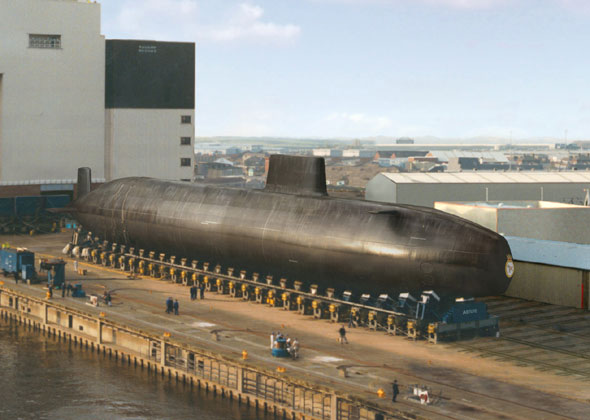英海軍首艘機(jī)敏級核潛艇將于明年6月下水(圖)