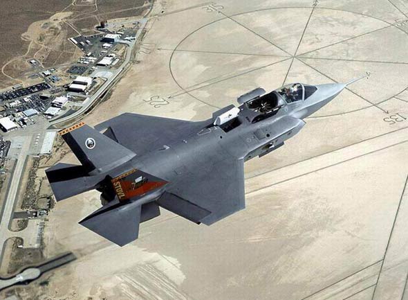 圖文：美制F-35B為短距垂直起降型原型機(jī)試飛