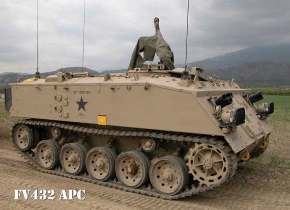 英國接收首批升級型FV432系列履帶裝甲車(圖)