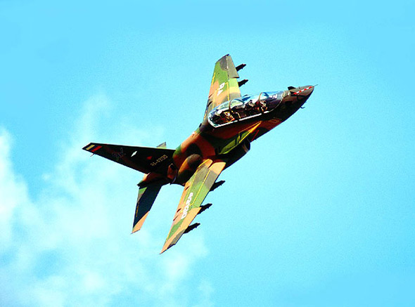俄空軍2015年前將購60架雅克-130教練機(jī)(圖)
