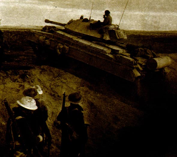 圖文：1942年北非戰(zhàn)場撤退中的英國軍隊(duì)
