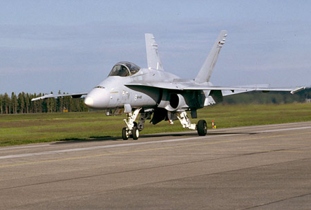 通用動力為F/A-18E/F提供機炮武器系統(tǒng)(圖)