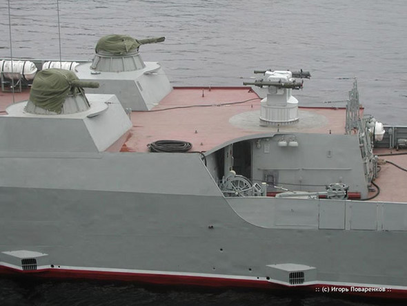 圖文：21630炮艦裝備AK630與彎曲防空導彈