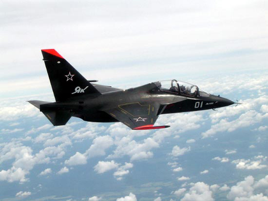 圖文：俄空軍現(xiàn)已訂購12架雅克-130教練機(jī)