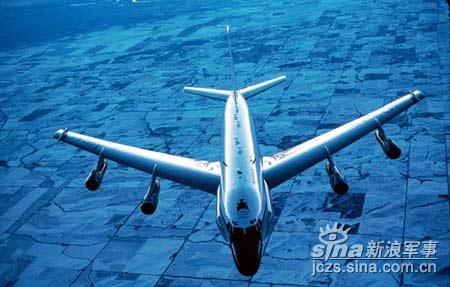 諾·格公司在RC-135上試驗恒星導(dǎo)航系統(tǒng)(圖)